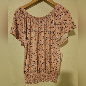🎈$5 Bailey Lane Girls Pink Floral Top
